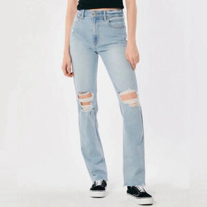 Hollister Ultra High Rise 90’s Vintage Straight Distressed Jeans Size 25 (24X28)